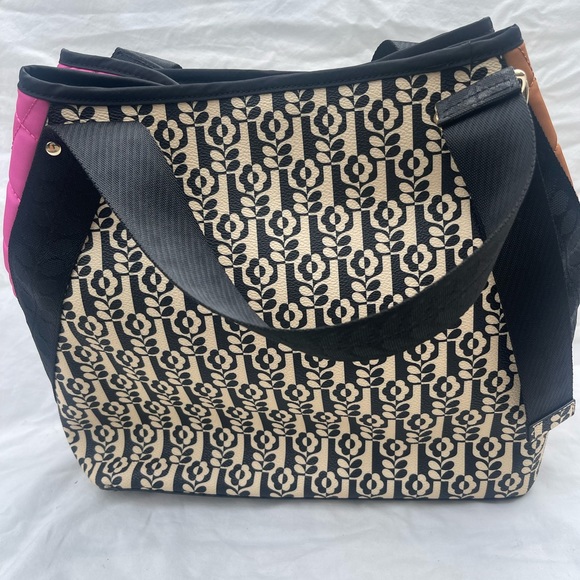 Orla Kiely Printed Pebble Grain Shoulder Bag Gondola Stem in a Vase - Picture 3 of 11